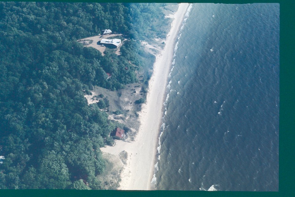 Aerial 1975 -8